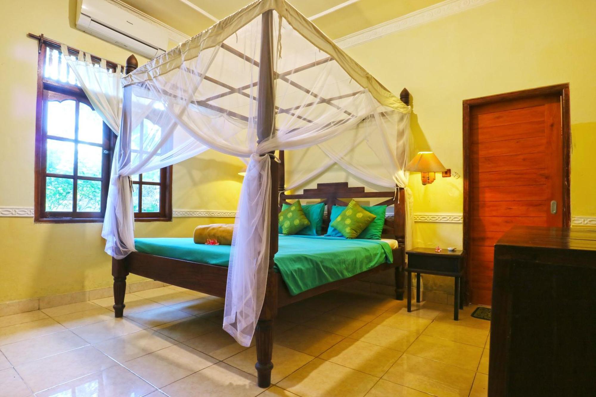 อูบุด เกอร์ตา ซิตี้ โฮเต็ล Hotel ภายนอก รูปภาพ
